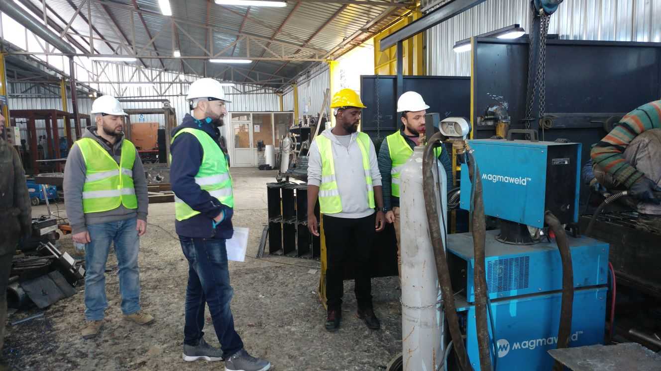 Machine a Parpaing, Machine de Parpaing, Prix Machine de Parpaing, Machine Parpaing Neuf, Machine a Parpaing a ventre, Machine de parpaing semi automatique, Machine Parpaing Manuelle
